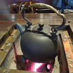 Jioufen Teahouse - 熱源は炭火