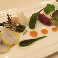 ahill ginza - 青森八戸十和田から～中村さんの手がけたベビーリーフと様々な海の食材と組み合わせて～