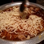 鳥小屋 - ちゃんぽん麺投入