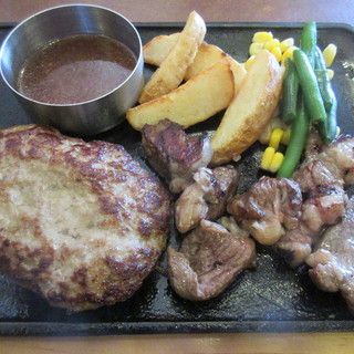 なんで混むのか 理由が解らない ライスとカレーが食べ放題だから By はらぺこぱっくん ビッグボーイ 仙台大和町店 Big Boy 河原町 ファミレス 食べログ