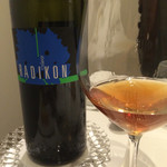 リストランテ サクラ - 2015年クリスマスディナー
      この色のワインは大概好き♡これも例に違わず。