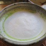 オナリカフェ - 抹茶ラテアップ