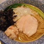 豚骨一燈 - 福原海老蔵　７８０円