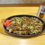Teppanyaki Sugimoto - ミックスのハーフセット(焼きそば)