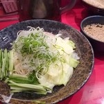 廣島つけ麺本舗 ばくだん屋  - つけ麺（小）