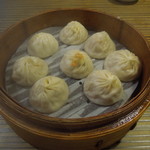 盛園絲瓜小籠湯包 - カニ味噌小龍包