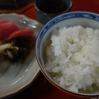 三嶋亭 本店 - ご飯と香の物