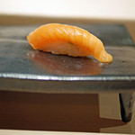 すし匠 齋藤 - 鮭（ケイジ）の握り