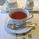 ラ メゾン ヒトトキ - グレープとストロベリーのフレーバーティー