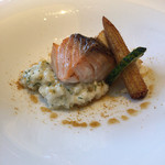 ノルウェー産サーモンのオーブン焼き ディルリゾットと共に