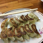 東西飯店 - 焼き餃子370円×2つ