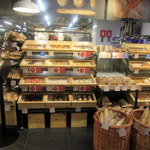 Marks & Spencer - 店内