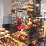 DEAN & DELUCA MARKET STORES - 