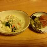 かつ善 - 付け合わせ。