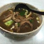 牛棚牛肉麵 - 牛肉麺（半筋半肚）