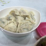 牛棚牛肉麵 - 水餃１０個