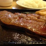 ビフテキ家あづま - サーロインステーキ