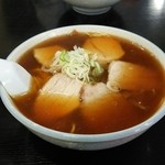 志のぶ本店 - チャーシュー麺