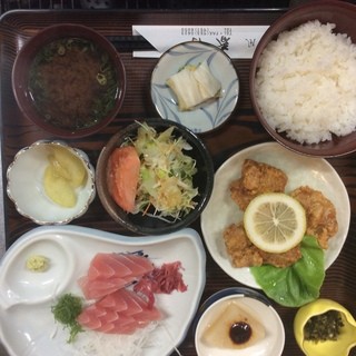Kasuga - 人気の和定食 刺身、焼き魚、揚げ物、茶碗蒸し小鉢も、お得メニュー