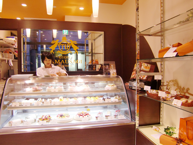 パティスリー ギオン タマウサギ Patisserie Gion Tamausagi 祇園四条 ケーキ 食べログ パティスリー ギオン タマウサギ Patisserie Gion Tamausagi 祇園四条 ケーキ 食べログ