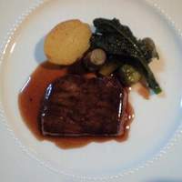 レストラン シェ・オカ - メインのお肉。柔らかいです。
