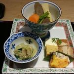 箱根 暁庵  成城店 - 旬の小鉢盛り合せ