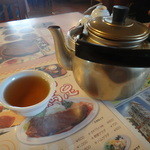 敦賀ヨーロッパ軒 - 麦茶がヤカンで出てきます