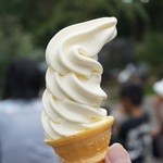 開田高原アイスクリーム工房 - とうもろこしソフト（2014/9）