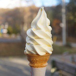 開田高原アイスクリーム工房 - とうもろこしソフト（361円）（2014/11）