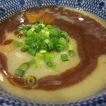 海老つけ麺　つけ汁アップ