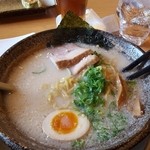 越後秘蔵麺　無尽蔵 - 豚骨塩ラーメン