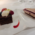 サバティーニ・ディ・フィレンツェ - 誕生日のチョコレートケーキ。ワゴンから選んだカシスゼリー