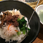 焼肉家和 - ビビンパ 780円。