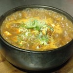 Earthen pot mapo Ramen