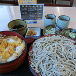 味奈登庵 - 2015'12/25 カツ丼セット５８０円