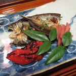 萬治郎 - 京の秋の渓流を踊る鮎のよう