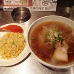 宝来 - 「半ちゃん焼き飯付ラーメン」（６５０円込み）（２０１６年１月）