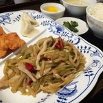 555飯店 - 日替り定食。