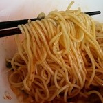 煮干乱舞 - 卓上のデスソースinあぶらそば　激辛なので要注意！