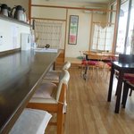 Macrobiotic Cafe ことこと - 木の温もりが心地よい店内♪