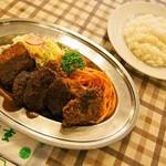 はり重カレーショップ - 一口カツ