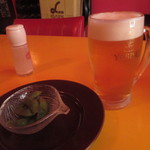 トリップ - YEBISU(生ビール)５００円 　お通しは、枝豆です♪