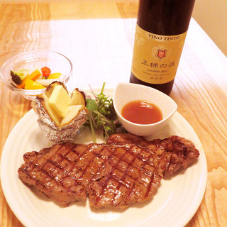 RAINBOW ISLAND KITCHEN_2