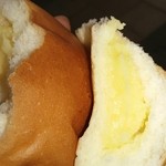 友永パン屋 - クリームがおいしい！