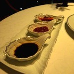 One Harbour Road - 各種ソース