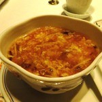 One Harbour Road - 伊勢海老入りサンラータンスープ