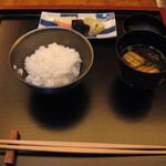 室町 和久傳 - ご飯と赤だし、香の物(2015.12)