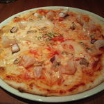 マイアミパティオ - シーフードのピザ
