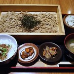 三間堂 - ランチ：季節の蕎麦定食（韃靼蕎麦、ちりめんじゃこ有馬煮小丼、小鉢、味噌汁、香の物）