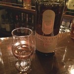 My Scotch - ラガブリン16年‼️
                      初めて飲みましたが、さすがアイラ、スモーキーで飲みごたえありです(^_^)